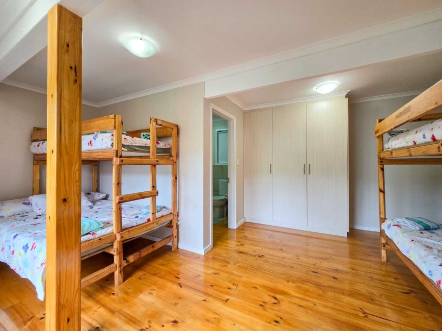 6 Bedroom Property for Sale in Nature On Sea Western Cape